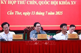 Thủ tướng Phạm Minh Chính tiếp xúc cử tri thành phố Cần Thơ