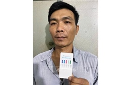 Tạm giữ hình sự đối tượng livestream cảnh hành hung bạn gái trên mạng xã hội