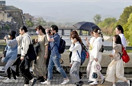 Tokyo ghi nhận ngày &#39;cực nóng&#39; đầu tiên trong năm