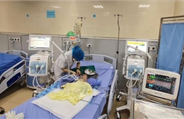 Cứu sống bệnh nhi 3 tháng tuổi bị suy hô hấp nặng