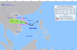 Áp thấp nhiệt đới cách thành phố Huế khoảng 430 km về phía Đông