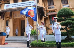 Trang trọng Lễ thượng cờ kỷ niệm 58 năm thành lập ASEAN