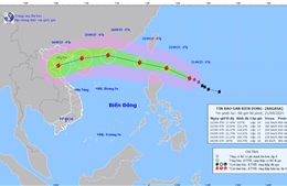 Siêu bão RAGASA chuyển hướng Tây Tây Bắc và có khả năng mạnh thêm