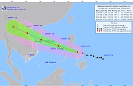 Bão BUALOI di chuyển nhanh hướng vào Biển Đông