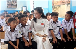 Viết tiếp những ước mơ được đến trường