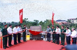 Cầu Phong Châu mới - Nhịp cầu hàn gắn vết thương và nhen lên niềm tin, hạnh phúc