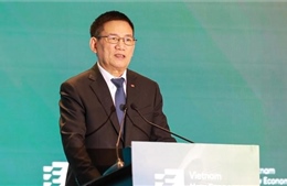 Diễn đàn VNEF năm 2025 - &#39;Sức bật kinh tế Việt Nam: Từ nội lực tới chuỗi giá trị toàn cầu&#39;