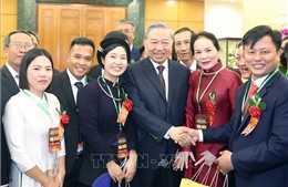 Tổng Bí thư Tô Lâm gặp mặt nông dân xuất sắc, nhà khoa học của nhà nông năm 2025