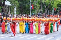 Phụ nữ Việt Nam: Từ truyền thống anh hùng đến khát vọng cống hiến