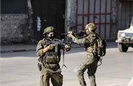 Israel đột kích khắp Bờ Tây