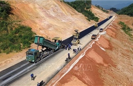 Khẩn trương triển khai thi đua cao điểm bứt phá hoàn thành thắng lợi nhiệm vụ năm 2025