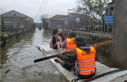 Mưa lớn gây ngập lụt 1.700 nhà dân ở Hà Tĩnh