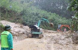 Cấp bách khắc phục giao thông trên các tuyến quốc lộ, cao tốc trọng điểm