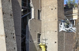 Sập tòa tháp được xây từ thời Trung cổ tại Italy