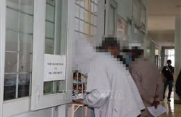 Căn bệnh thế kỷ HIV/AIDS và phép thử trách nhiệm