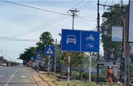 Rà soát bất cập lắp đặt biển báo giao thông trên Quốc lộ 19