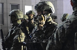 Một năm sau vụ thiết quân luật, Hàn Quốc thúc đẩy tái thiết quân đội