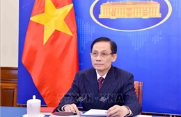 Bộ trưởng Ngoại giao Lê Hoài Trung điện đàm với Bộ trưởng Ngoại giao Malaysia