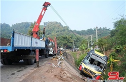 Tập trung cấp cứu, điều trị cho nạn nhân vụ tai nạn giao thông ở Sơn La