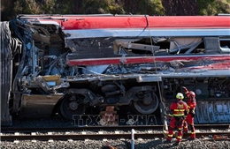 Hai tàu hỏa trật bánh tại Tây Ban Nha, 1 lái tàu tử vong và ít nhất 20 người bị thương