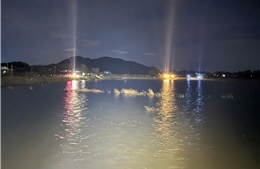 Tìm kiếm hai người mất tích khi tắm ở khu vực đê Cà Giang