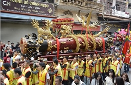 Tưng bừng lễ hội rước pháo Đồng Kỵ