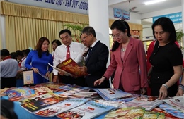 Rộn ràng Hội Báo Xuân Bính Ngọ 2026