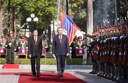 Lễ đón trọng thể Tổng Bí thư Tô Lâm tại thủ đô Viêng Chăn (Lào)