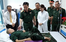 Đại tướng Nguyễn Trọng Nghĩa thăm, chúc Tết thương, bệnh binh