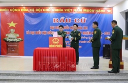 'Làm việc nước bây giờ là hy sinh, là phấn đấu, quên lợi riêng mà nghĩ lợi chung'