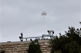 Iran phóng hơn 200 tên lửa và UAV đáp trả Israel
