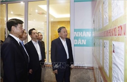 Đảng ta muôn vạn tấm lòng niềm tin