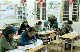 Thể chế hóa quy định về phổ cập giáo dục, giáo dục bắt buộc và xóa mù chữ