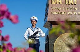 Chuyến thăm Trường Sa và Nhà giàn DK1: Kết nối kiều bào với biển đảo Tổ quốc