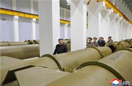 Ông Kim Jong Un chỉ đạo tăng năng lực sản xuất tên lửa đạn đạo và tên lửa hành trình
