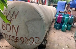 Phát hiện cơ sở san chiết gas trái phép, thu giữ bồn chứa 5 tấn