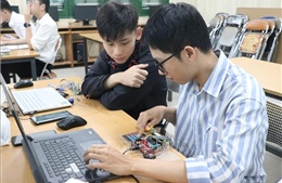 Thí sinh tốp 30% xuất sắc có cơ hội nhận học bổng Chính phủ trước khi nhập học