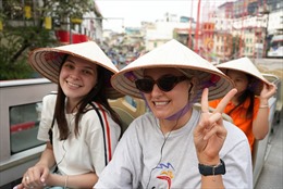 Khách du lịch đến Hà Nội tăng gấp hơn 5 lần năm ngoái