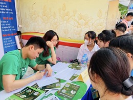 Hơn 2.600 cơ hội việc làm dành cho lao động trẻ ở Hà Nội