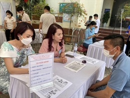 Hà Nội: Tư vấn hơn 2.000 chỉ tiêu tuyển dụng tại phiên giao dịch việc làm lưu động huyện Ba Vì