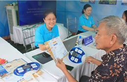 Nam Định: Khuyến khích người dân nhận lương hưu, trợ cấp BHXH qua tài khoản