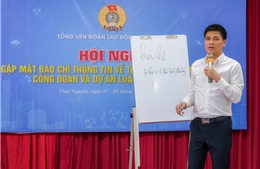 Cán bộ công đoàn khó có tiếng nói quyết liệt khi được người sử dụng lao động trả lương