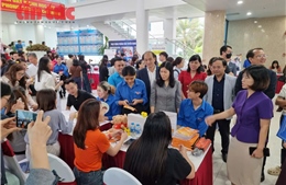 Nhiều cơ hội việc làm cho lao động trẻ