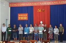 Doanh nghiệp du lịch Hà Nội trao hỗ trợ cho đồng bào vùng lũ Nha Trang