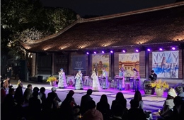 Khám phá đêm Văn Miếu – Quốc Tử Giám qua ‘Âm sắc Việt'