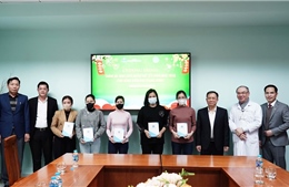 BHXH Việt Nam mang Tết ấm đến với bệnh nhân BHYT có hoàn cảnh khó khăn