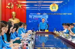 Công nhân chủ yếu quan tâm đến vấn đề tiền lương, thu nhập