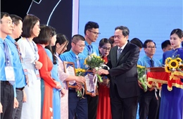 Tuyên dương Chủ tịch công đoàn cơ sở xuất sắc tiêu biểu trong đối thoại, thương lượng