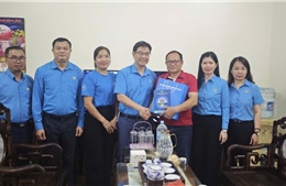 Công đoàn Thủ đô chăm lo công nhân bị tai nạn lao động