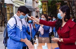 Hơn 50 tỉnh, thành phố cho học sinh đi học trở lại 